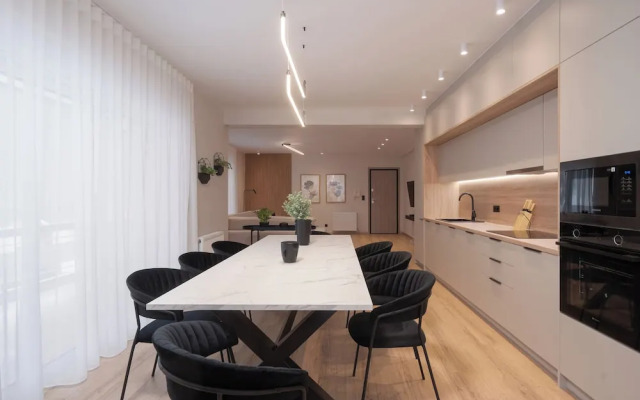 Upscale Apartment in Chalandri with Large Terrace