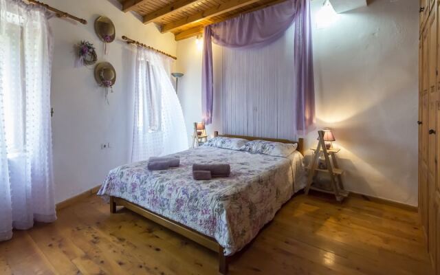 Sea breeze and stunning view in the heart of Mani