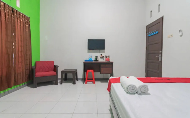 RedDoorz Syariah near Jalan Jakarta Samarinda