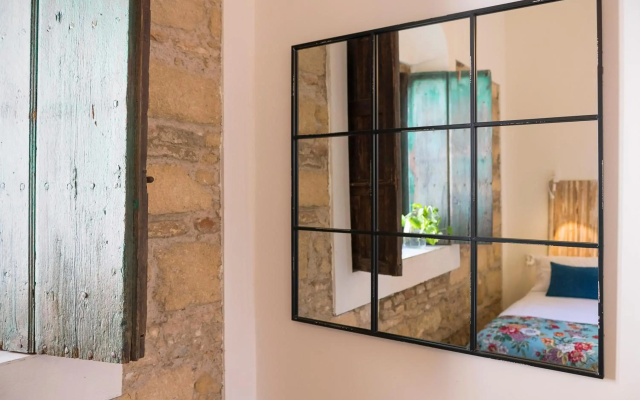 Cream Loft. Siente Jerez. Parking+Wifi+Netflix