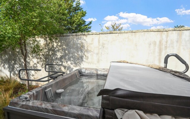 Czech 1 Bedroom Cabin by RedAwning