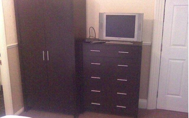No 71 Bed  Breakfast