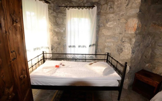 Özlem'in Masali Stone House