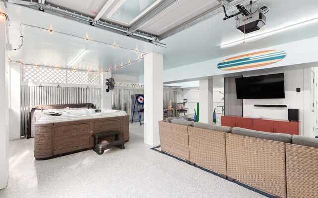 Captain Champs Castaway