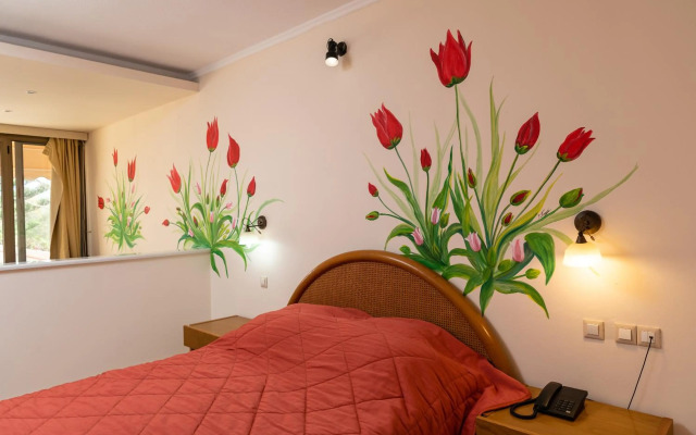 Golden Sand Hotel