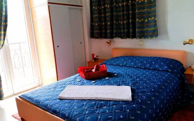 Verori Hotel Vilia Attica
