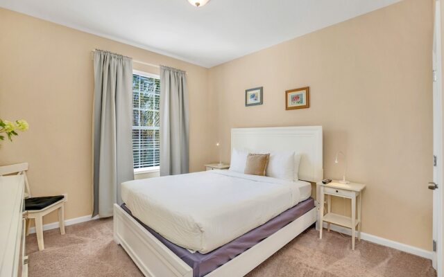 4024 Breakview Drive #208