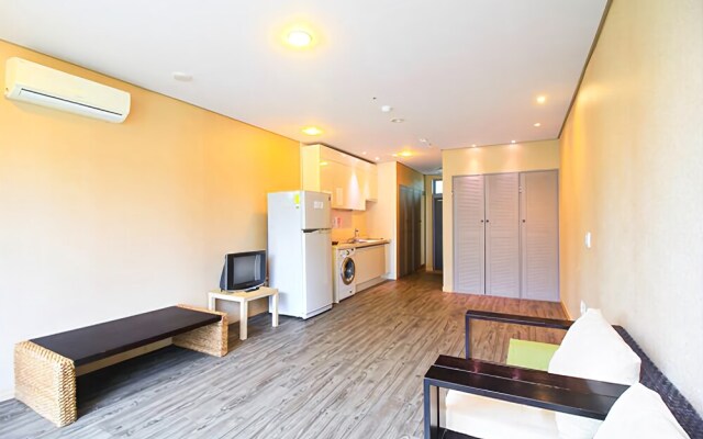 Yangsan Baegseong Eco View Pension