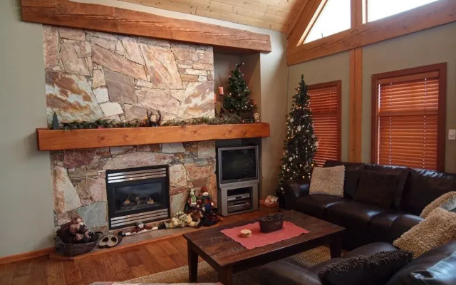 Mountain Town Properties Grey Wolf 5