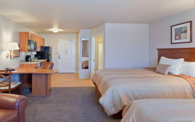 Candlewood Suites Lakewood