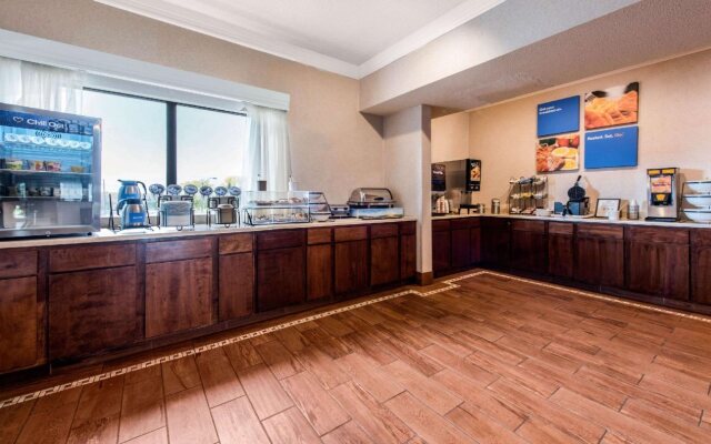 Comfort Inn & Suites Streetsboro - Kent