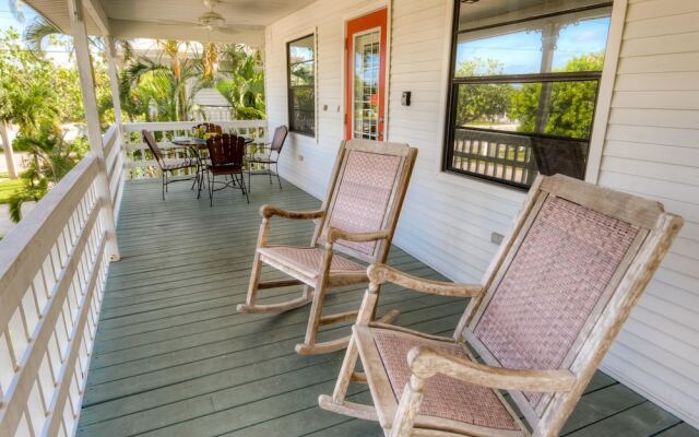 Island Breeze Apartment 2