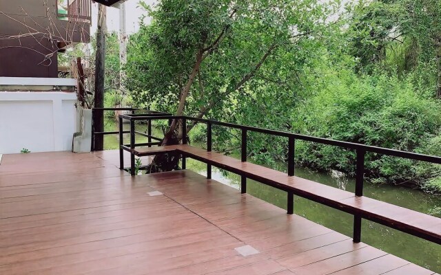 Narasiri Place