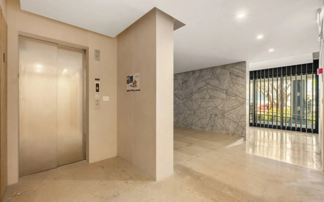 Old North Stylish Stay by Sea N' Rent