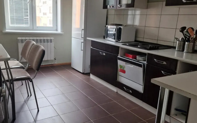 Apartments on the street 25 Years of October