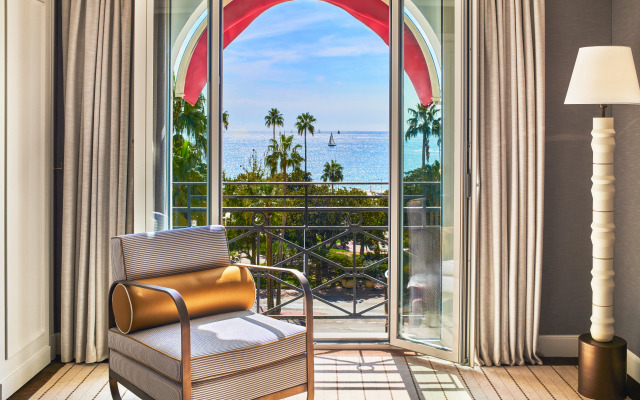 Hotel Barriere Le Majestic