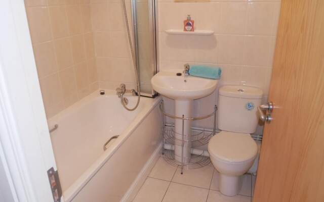 New Sleek 1Bd Flat Super Central Liverpool City