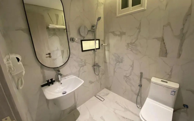 Garden In Hotel Suites