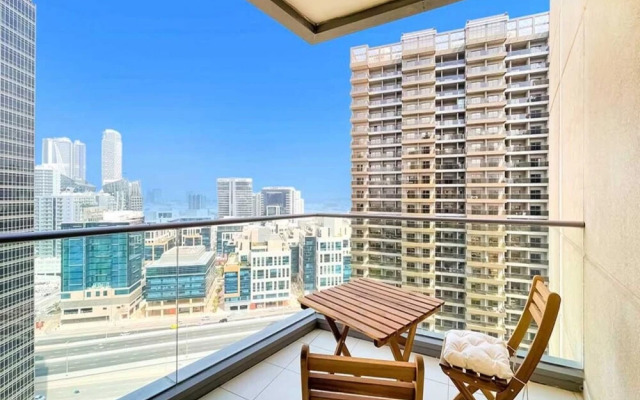 Amazing 1BR APT Downtown