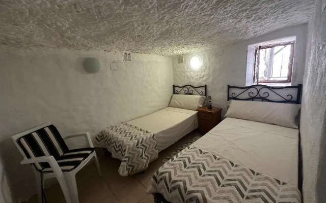 Mi CASA CUEVA