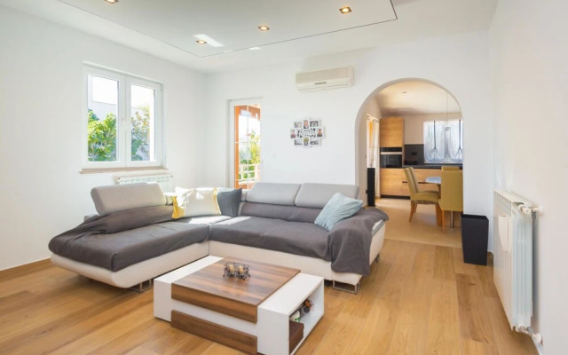 House Eric Paolo Pula