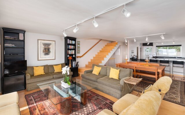High Strand 84