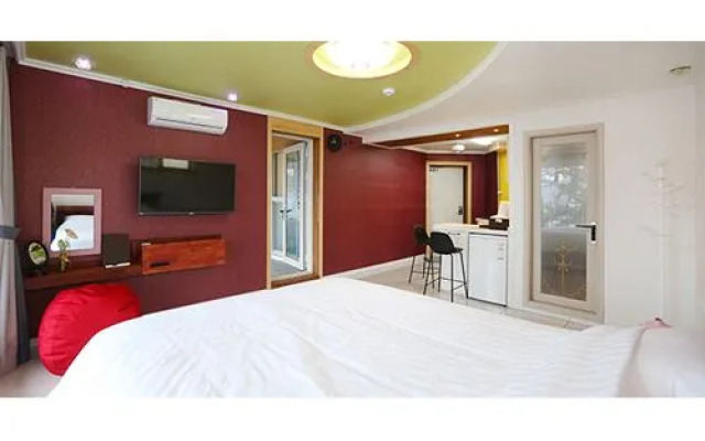 Tongyeong Evergreen Pension