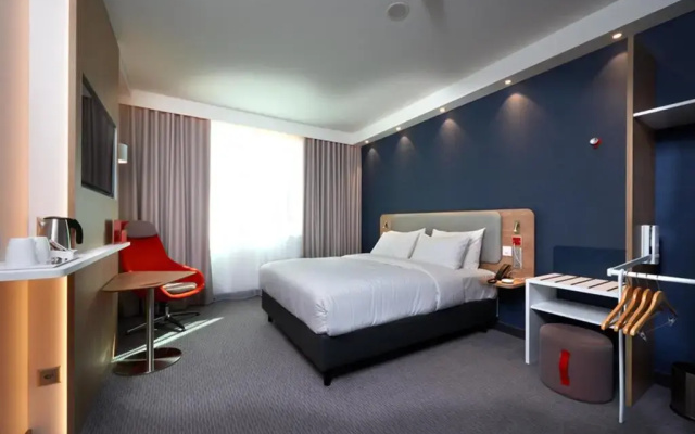 Holiday Inn Express & Suites Basel Allschwil by IHG