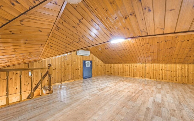 Ganghwa Marinpaibeu Pulbilra Gajok Pension