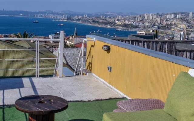 Lemuria Hostel