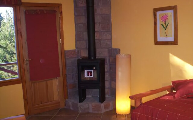 Solar De Las Araucarias Aparts Y Bungalows