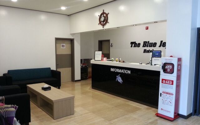 The Blue Jeju Guesthouse - Hostel