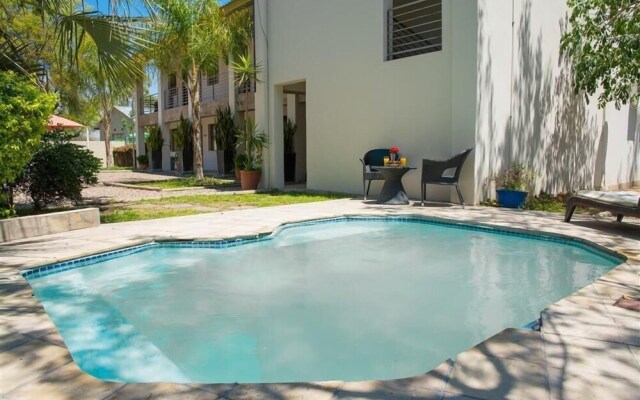 Mini Apartment at Peo