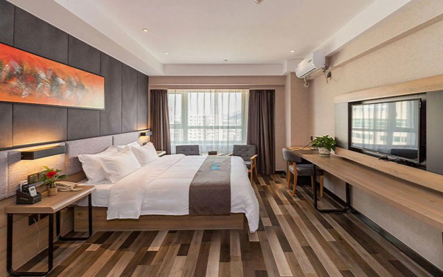 Chengyi Lianhao Hotel（Dalian Jinzhou Ruibo Center Wanda Cinema store）