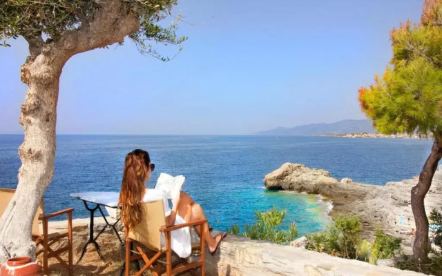 Mani Apartments Suites
