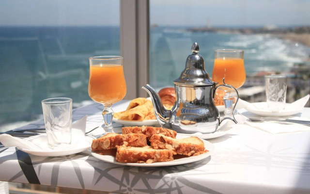 Hotel Azur