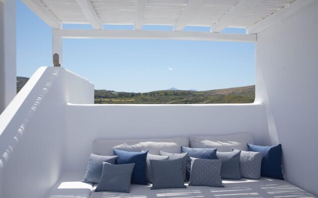 Milos Breeze Boutique Hotel