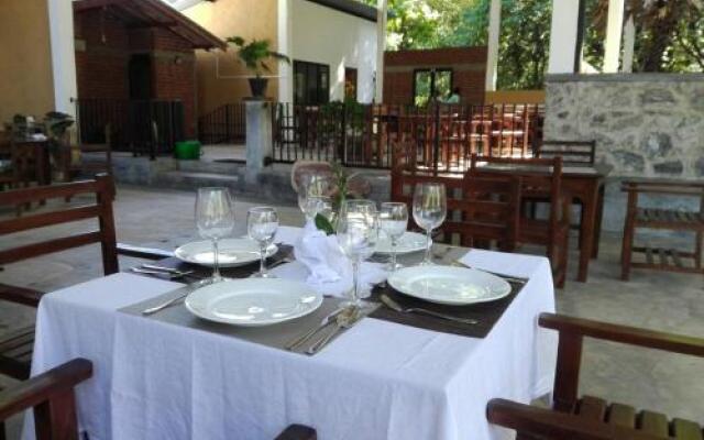 14th Century Resort