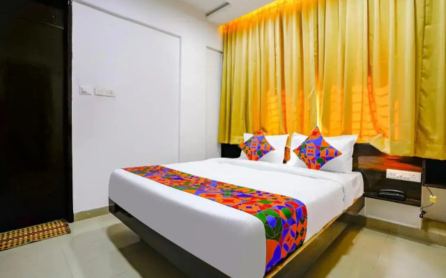Fabhotel Woods Regency