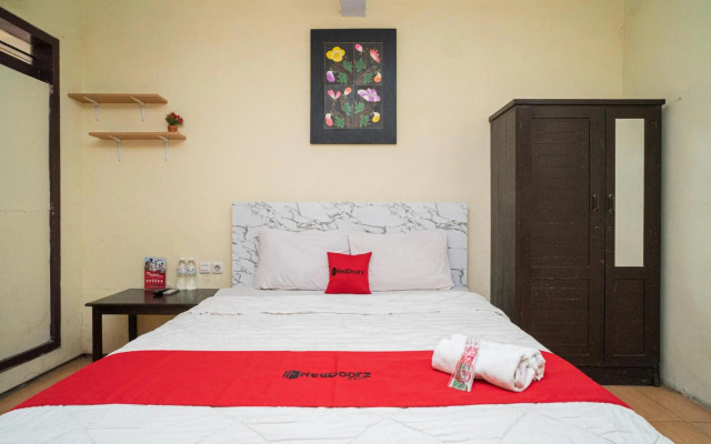 OYO 407 Bandahara 21 Syariah