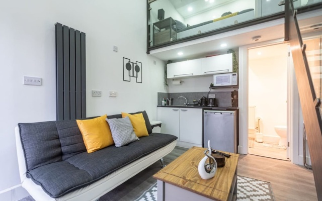 Studio in Central Reading- Next to Town Centre
