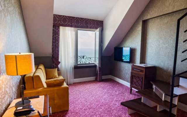 Mell Hotel