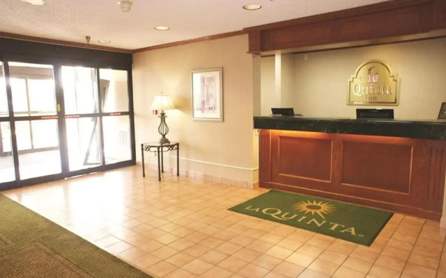La Quinta Inn Detroit Southgate 1024