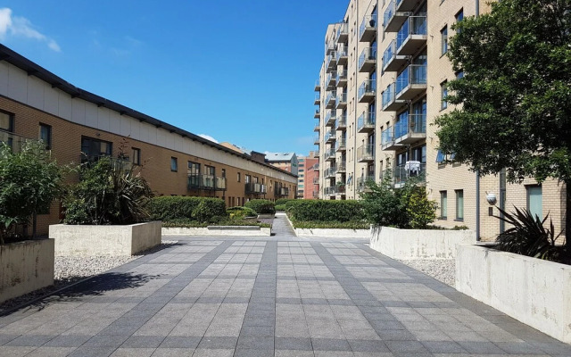 2 Bed 2 Bath City View Apartment