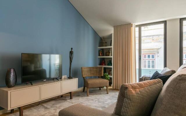 Very central and cool 2 bed apartment with balcony & parking 77 by Lisbonne Collection