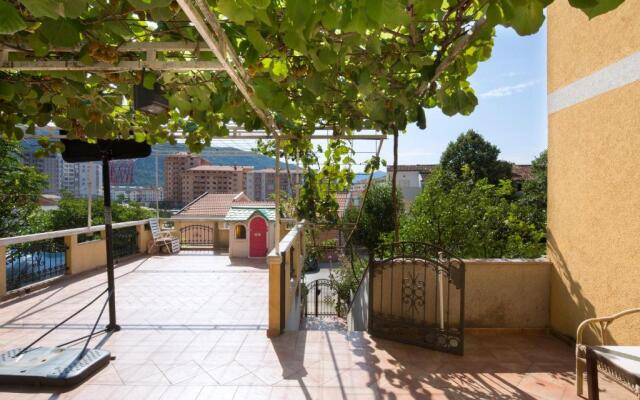 Apartments Antic