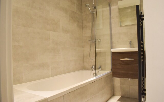 Two Bedroom Flat in London