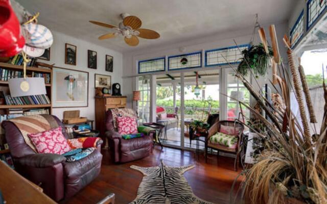 Hale Kawehi B&B Guesthouse