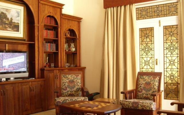 Avalon Guesthouse