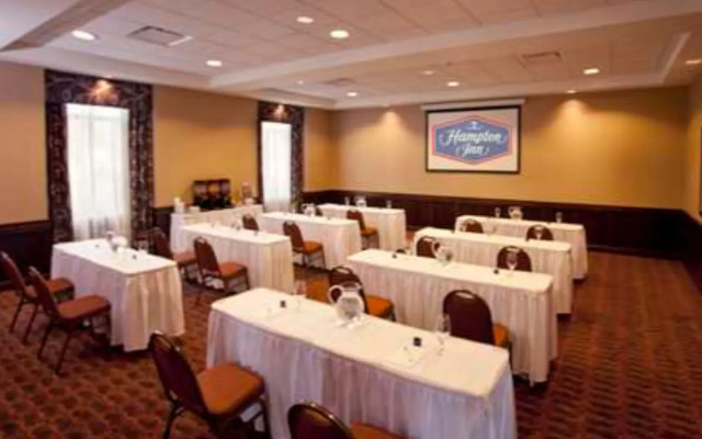 Hampton Inn Marquette/Waterfront